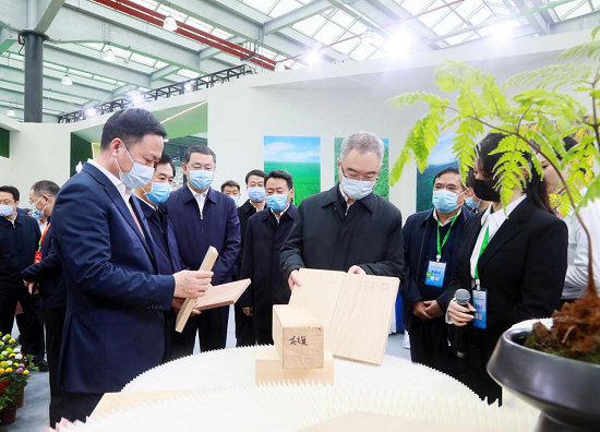 余红辉出席中国·岳阳苗木花草买卖大会